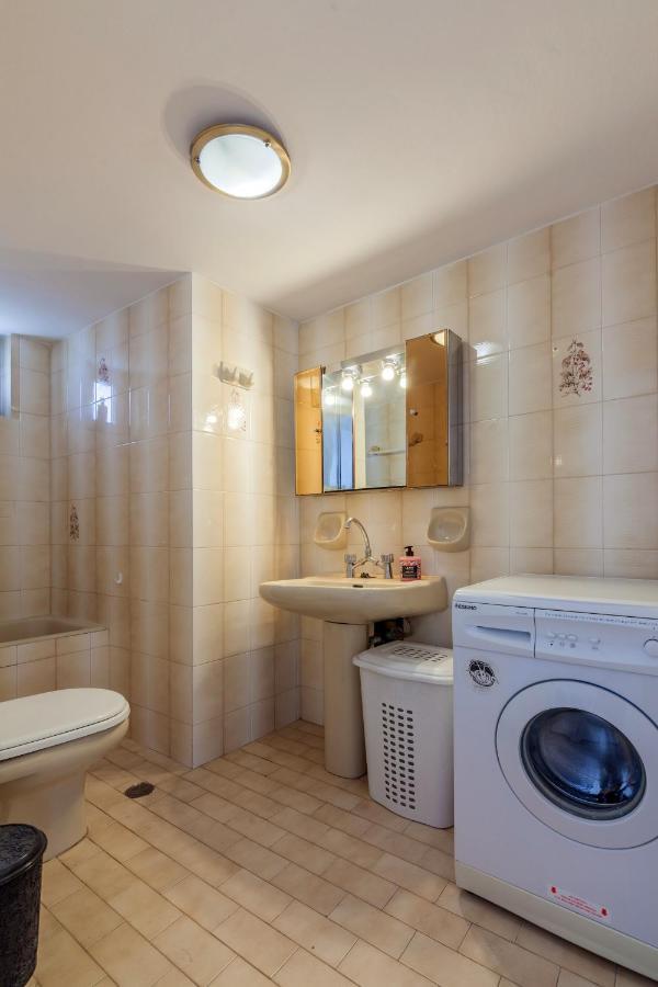 Lovely Close To The Center Appartement